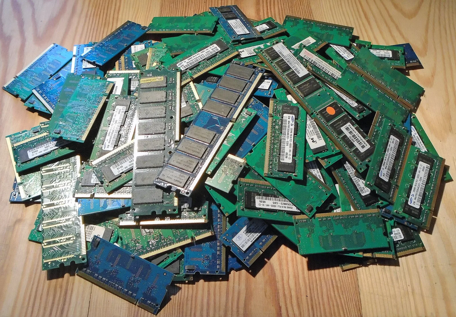 Speicherpreise im Oktober 2026: RAM, SSD, HDD und Grafikkarten